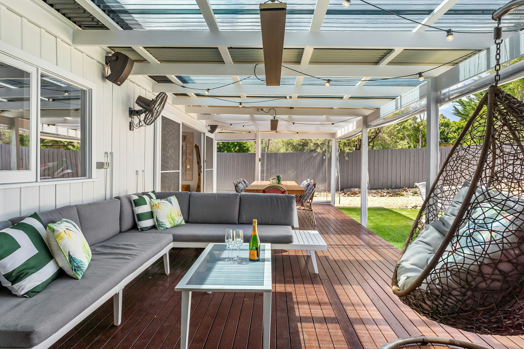 Polycarbonatplatten auf einer Terrassenüberdachung